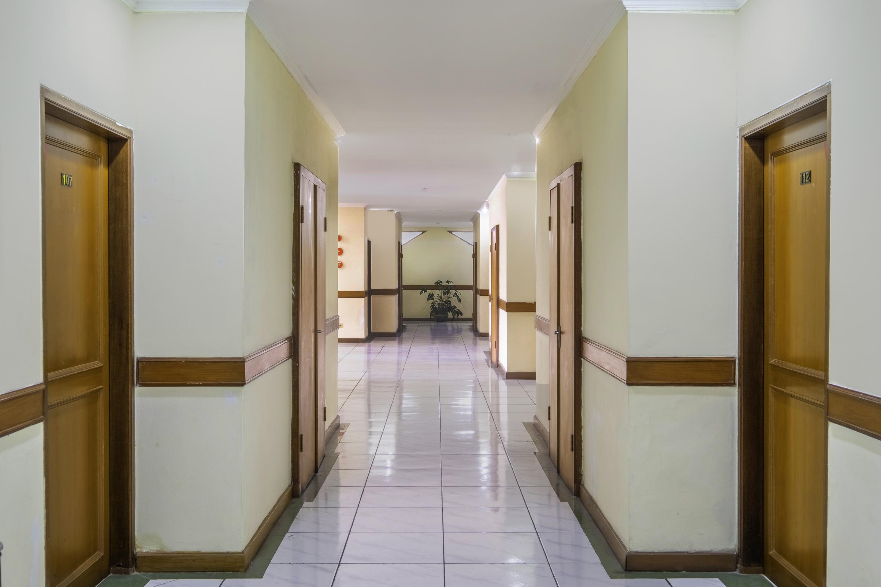 בנדונג Collection O 25 Hotel Baltika מראה חיצוני תמונה